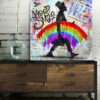 Tableau déco L'homme à l'arc en ciel street-art banksy